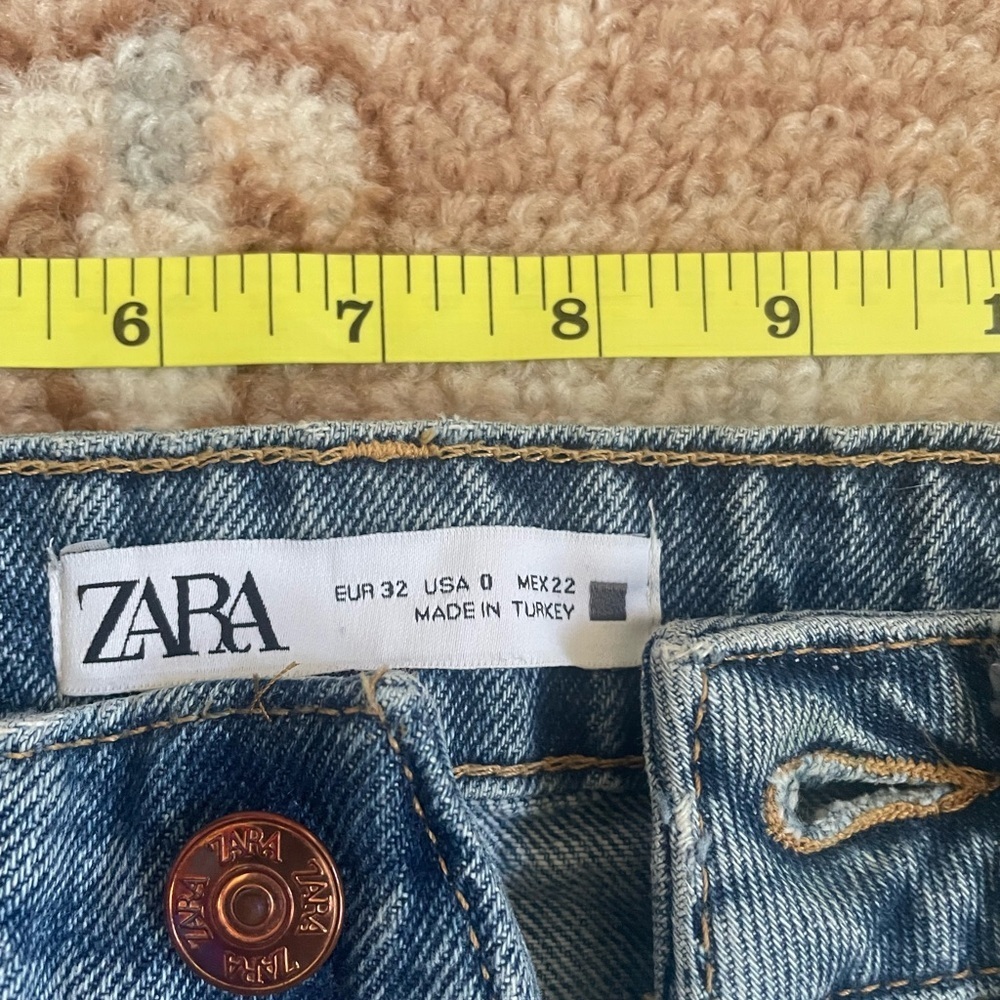 Zara Blue Distressed Straight Leg Jeans - Picture 2 of 7